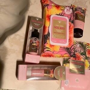 Beauty,  Bundle